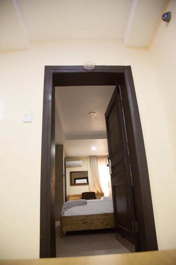 Villa Toscana Hotel And Suits Lagos Eksteriør bilde