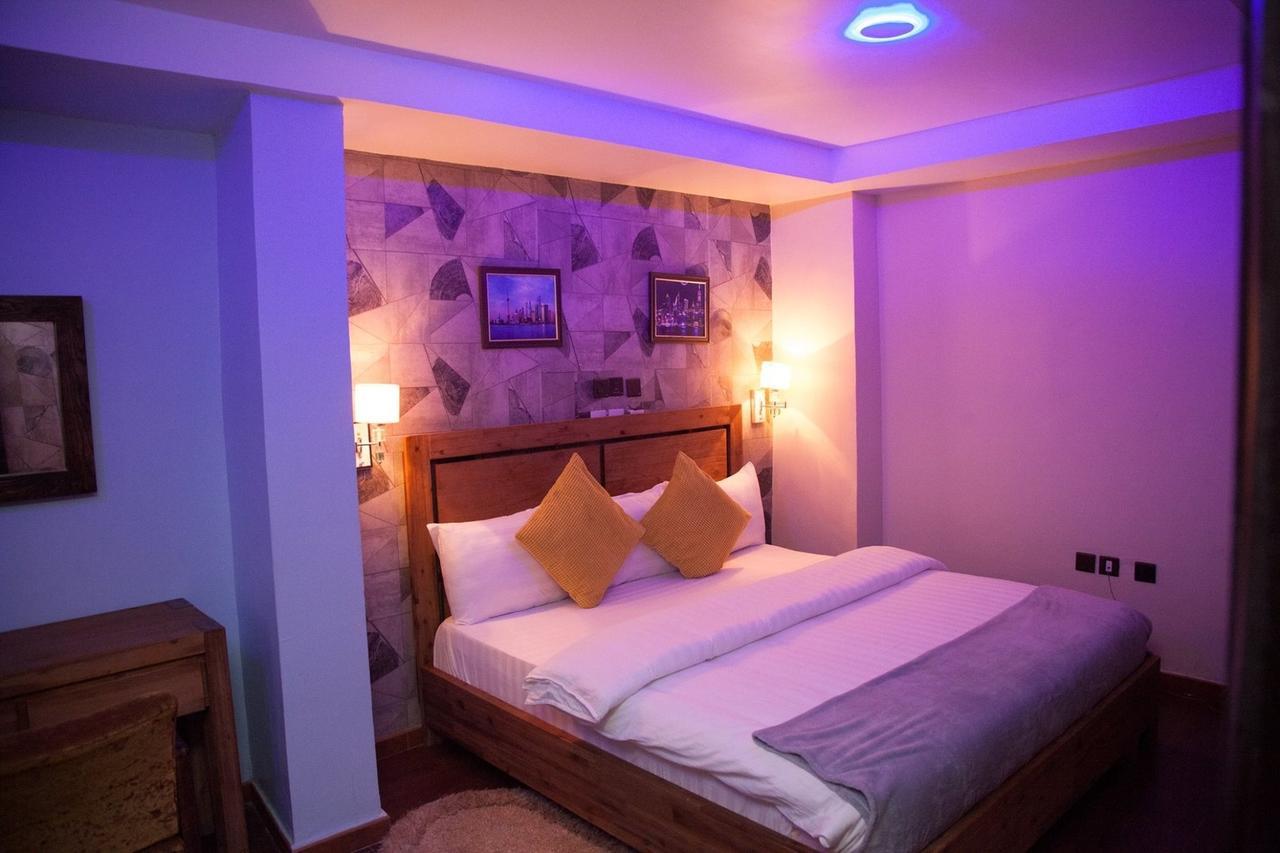 Villa Toscana Hotel And Suits Lagos Eksteriør bilde